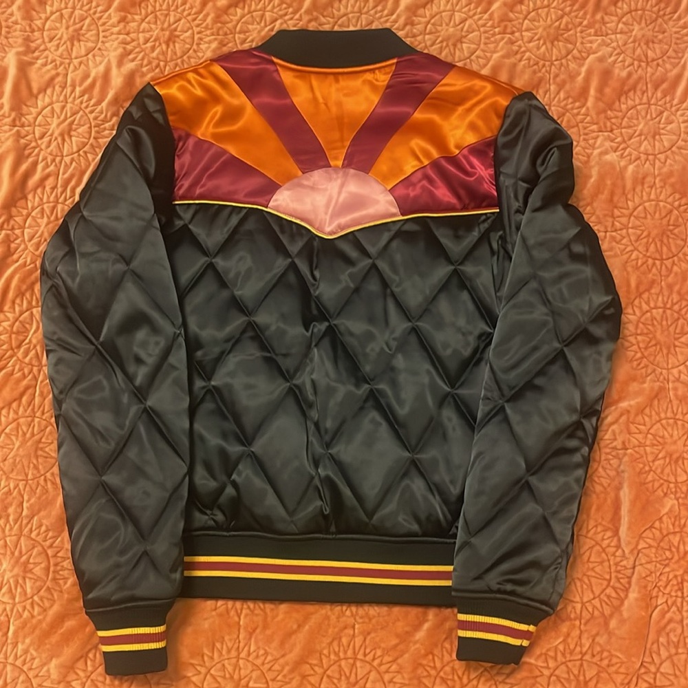 Classic Rock Couture black rising sun bomber jacket ☀️